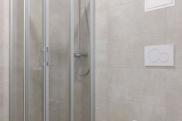 key_moment_city_country_kisses_completion