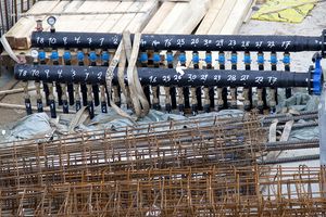 alternative_energies_vs_natural_gas_and_co_geothermal_energy