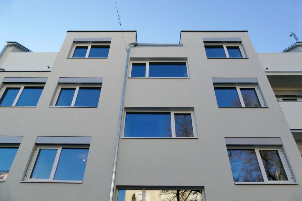 sonne_vorm_balkon_lilienthalgasse_aussen