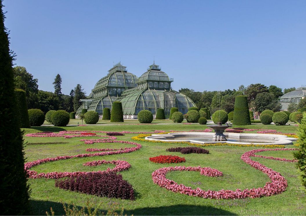 wohnen_am_wienfluss_umgebung_schoenbrunn_palmenhaus