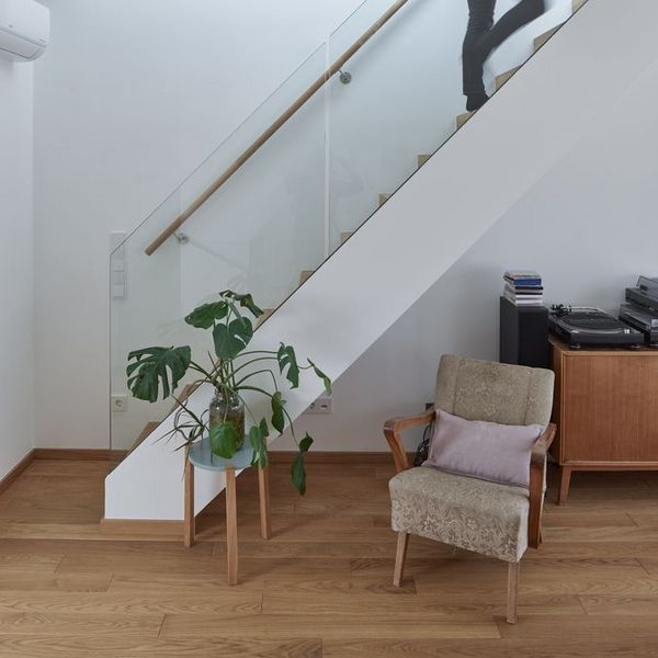 inside_viktoriahof_building_coming_home_wohnungen_bezug