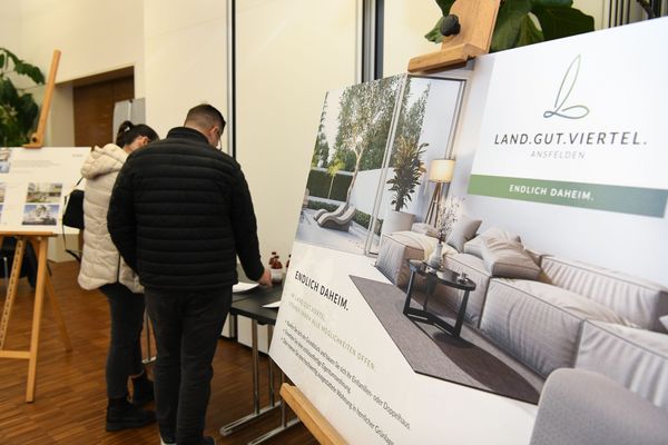 in_dialog_treten_land_gut_viertel_info_dialog_veranstaltung