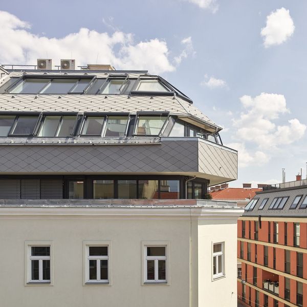 inside_viktoriahof_building_coming_home_fertigstellung