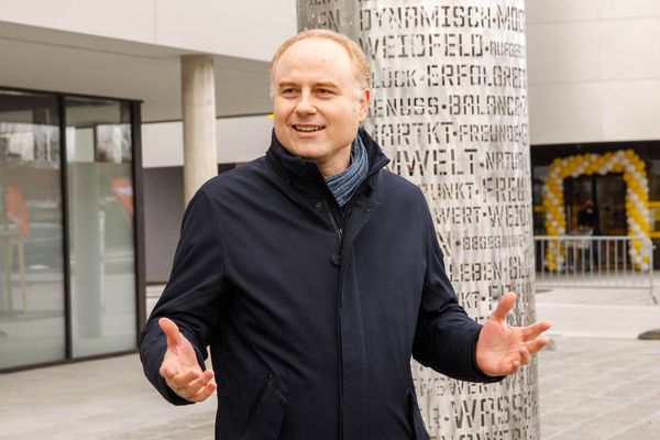 grand_opening_stz_weidfeld_eroeffnung