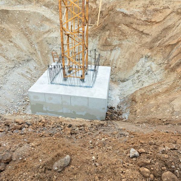 ein_grundstein_fuer_stadt_land_kuss_grundsteinlegung_feier