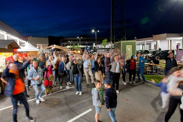 sonne_segnung_rocknroll_stz_weidfeld_fruehlingsfest