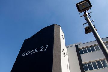 Dock 27