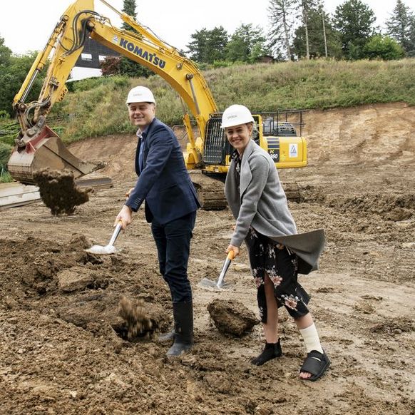 ready_your_shovels_at_wienerwald_view_groundbreaking_ceremony