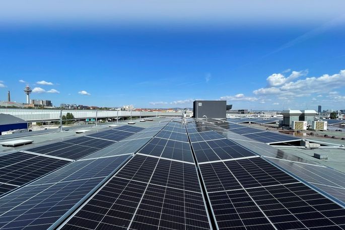 full_solar_ahead_dock_27_photovoltaic_system