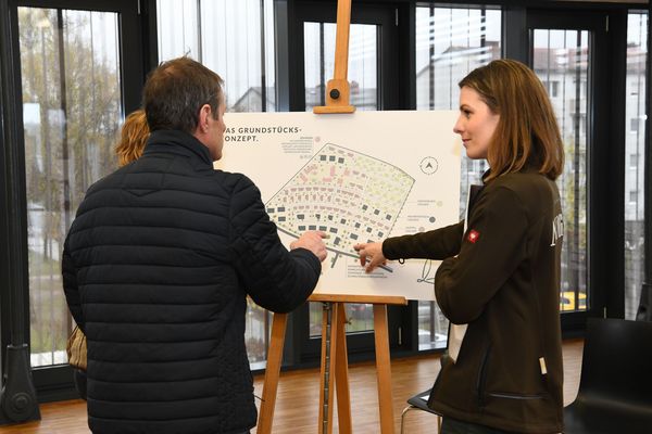 in_dialog_treten_land_gut_viertel_info_dialog_veranstaltung