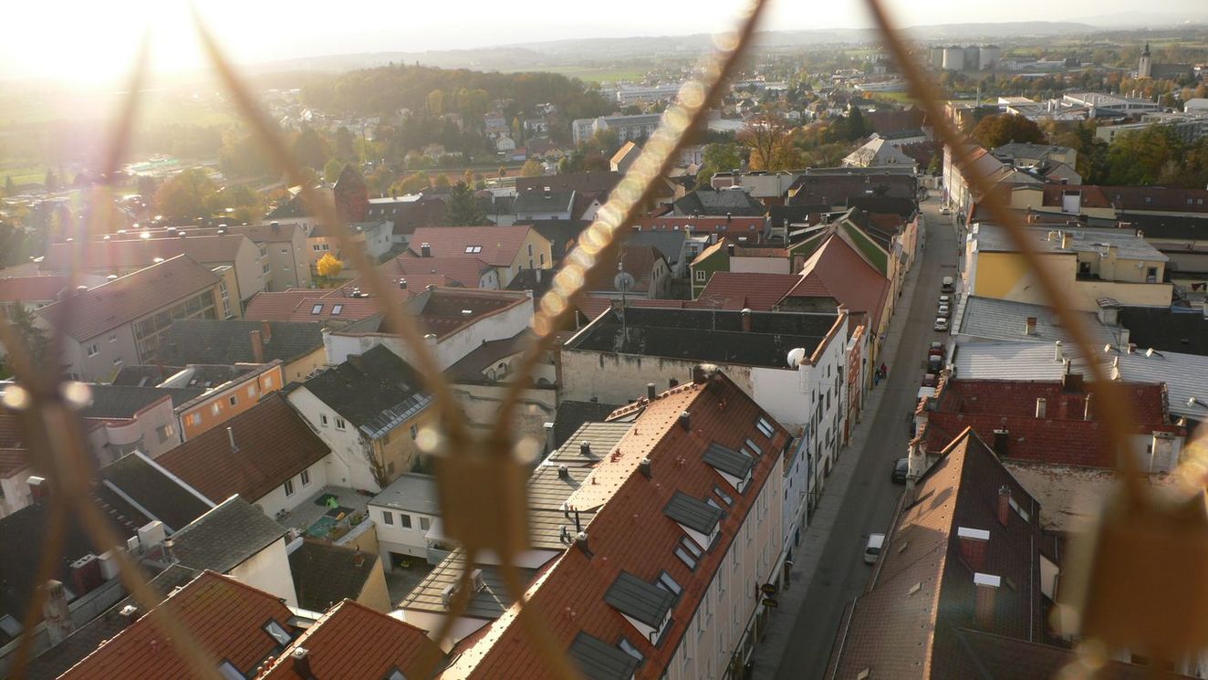 links_rechts_vom_see_umgebung_enns_asten