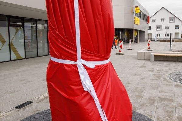 art_in_weidfeld_an_interview_dionysius_neighborhood_center_weidfeld_artwork_franz_durst