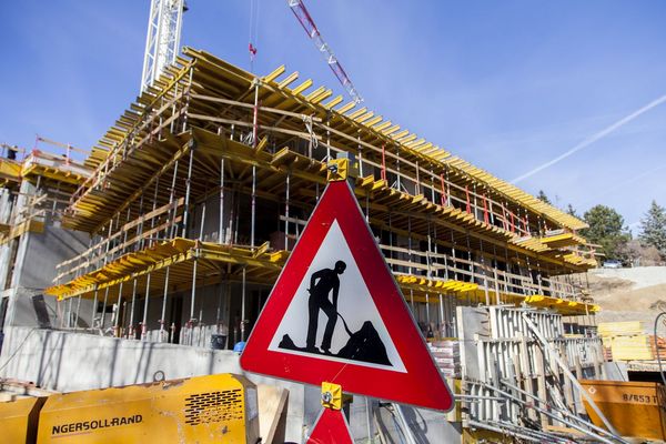 baufortschritt_1_reihe_wienerwald_dachgleiche