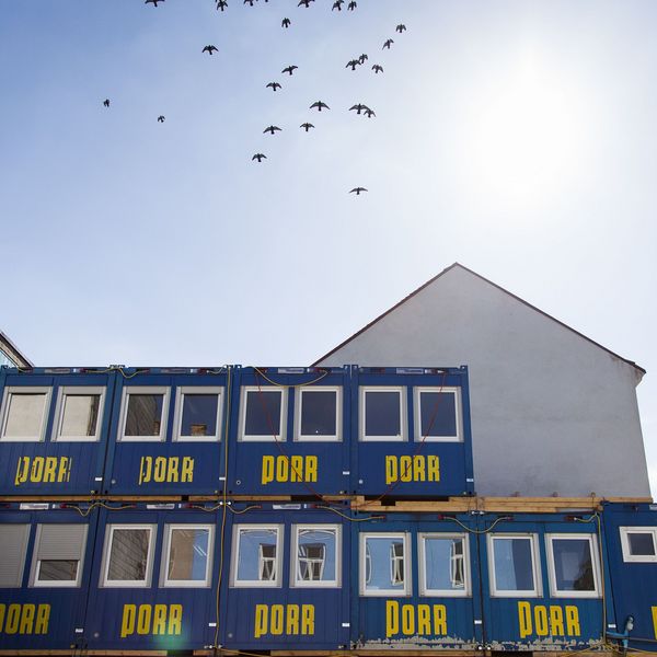 v_for_advancing_the_blend_construction_progress