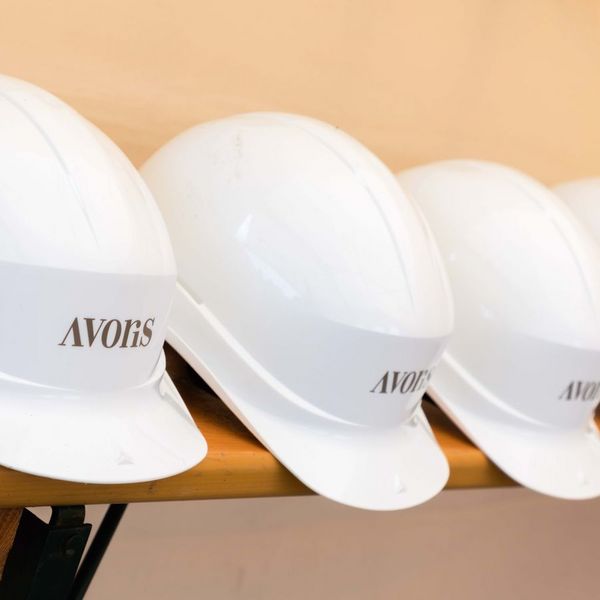 ein_grundstein_fuer_stadt_land_kuss_grundsteinlegung_feier