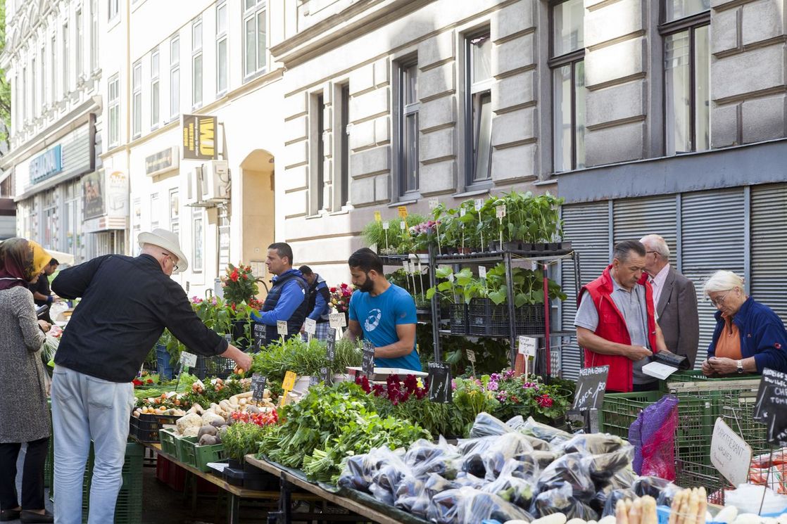 gmischter_block_umgebung_markt