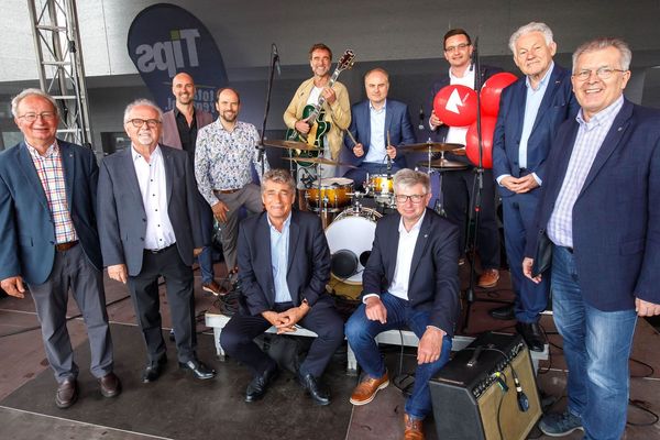 sonne_segnung_rocknroll_stz_weidfeld_fruehlingsfest