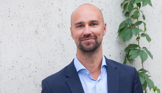 avoris_company_team_managing_partner_communication_christian_sageder