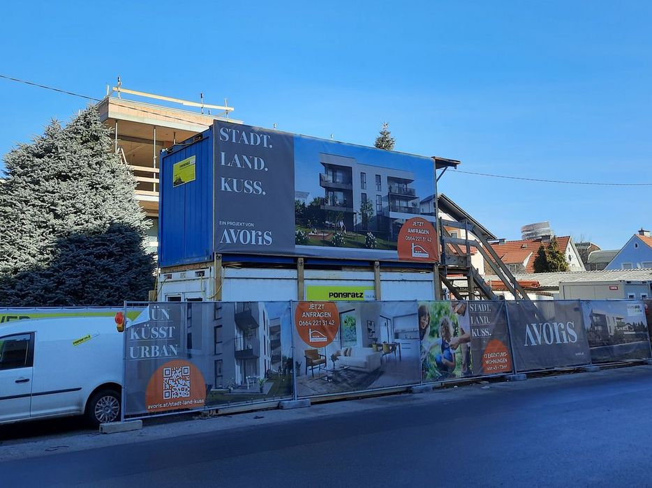 dachgleiche_fuer_stadtlandkuss_building_coming_home